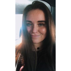 Meet your Posher, Megan